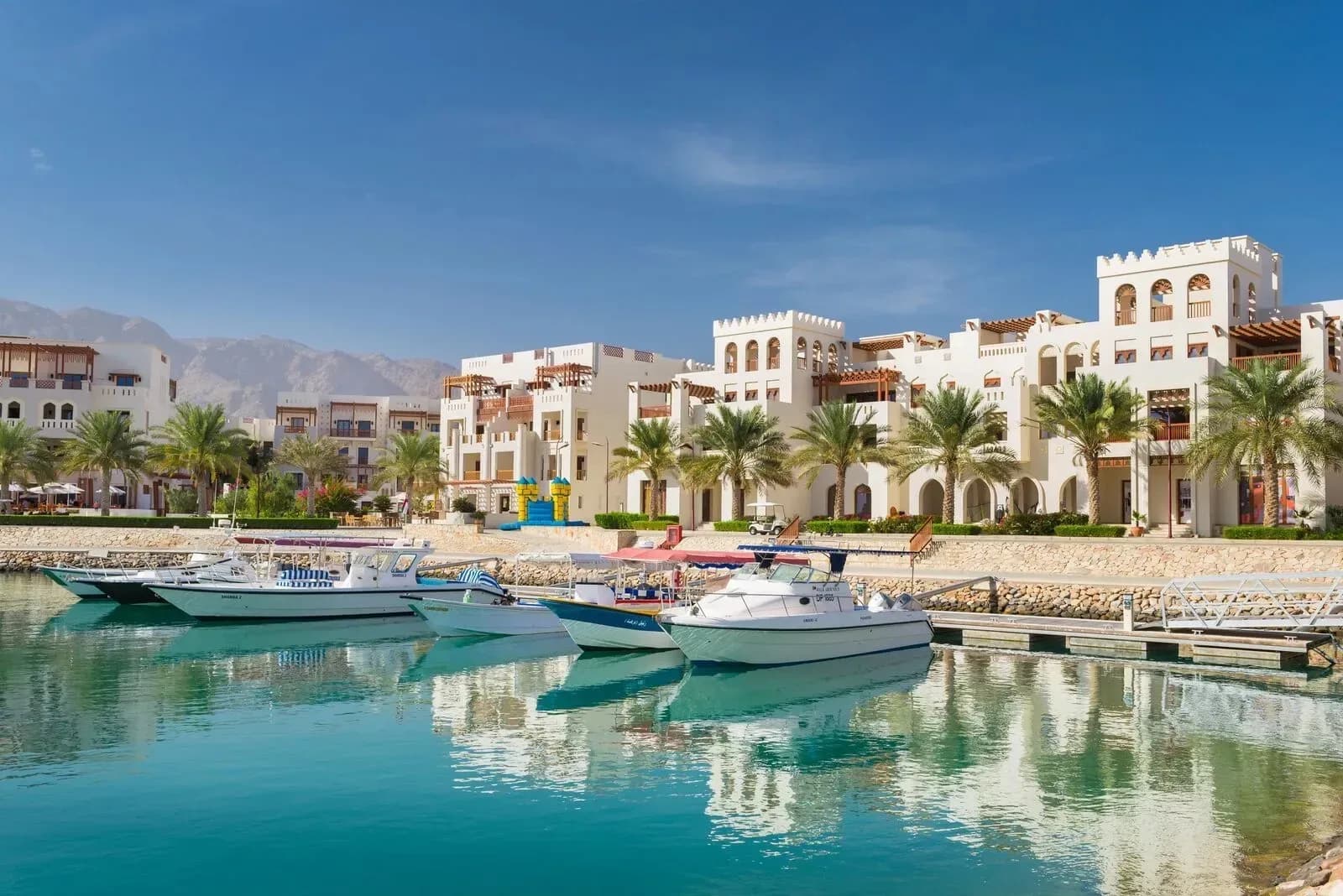 Jebel Sifah – Golf & Marina Living, Raya District Studios to Farm Houses